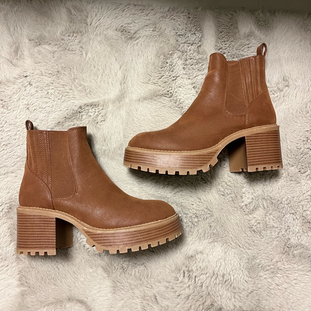 MIA booties